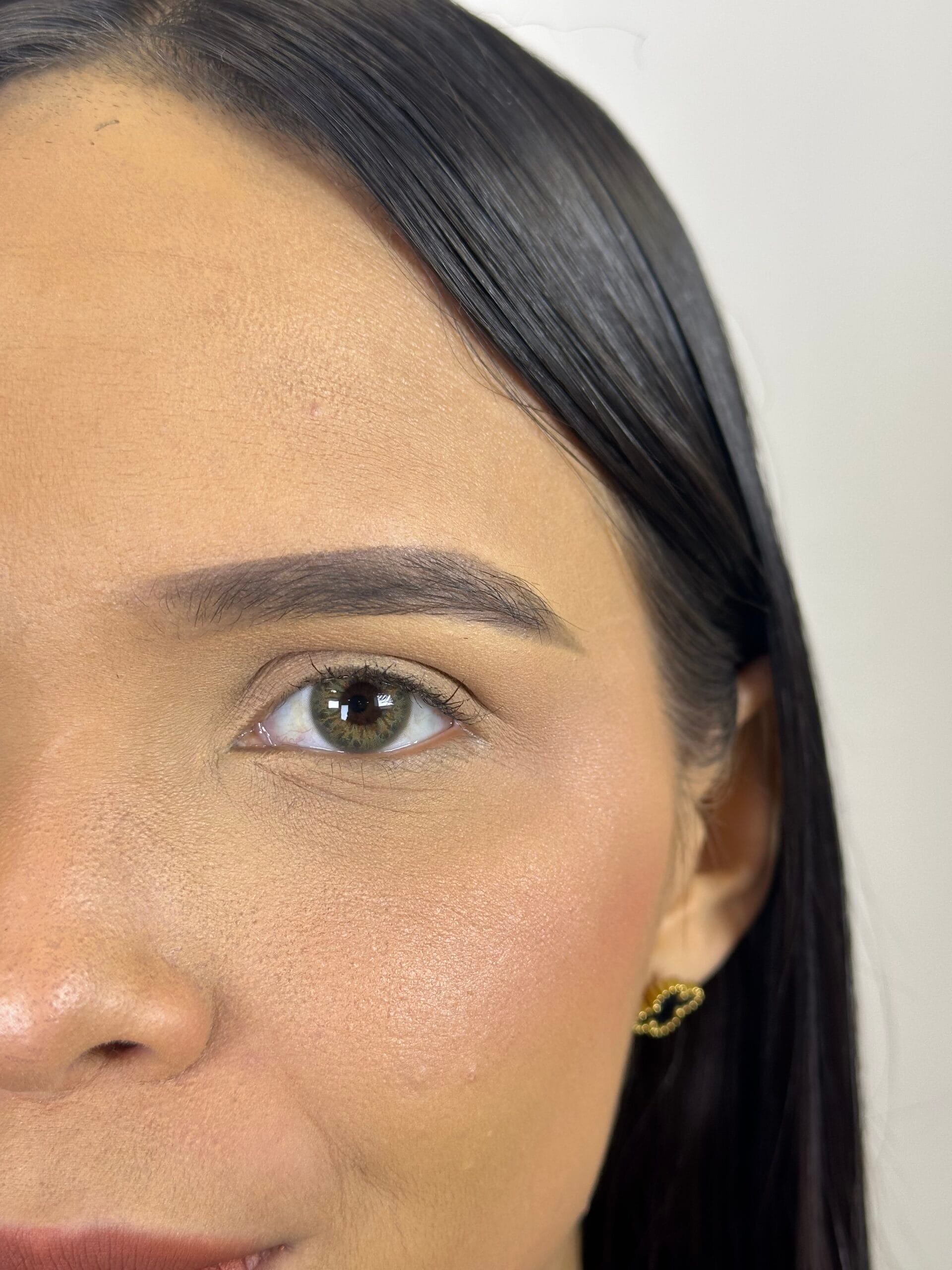 Iris Hazel Brown - Imagem 12