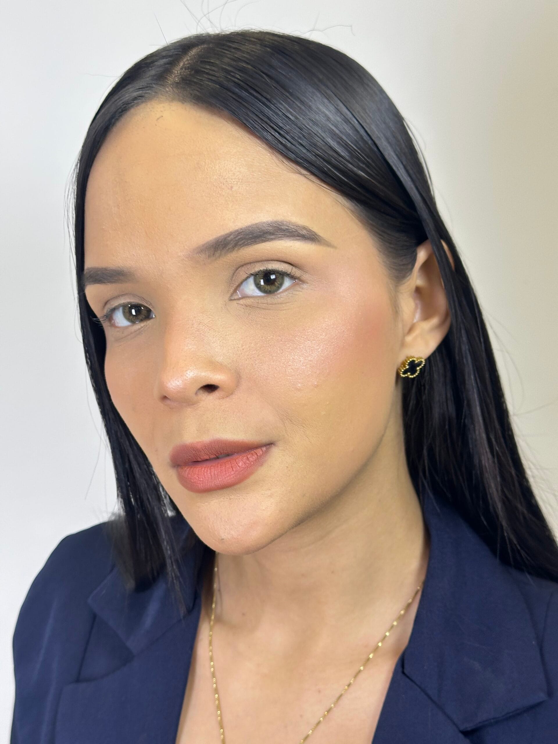 Iris Hazel Brown - Imagem 13